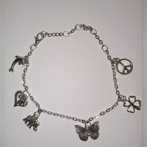 💍Silver charm bracelet adjustable